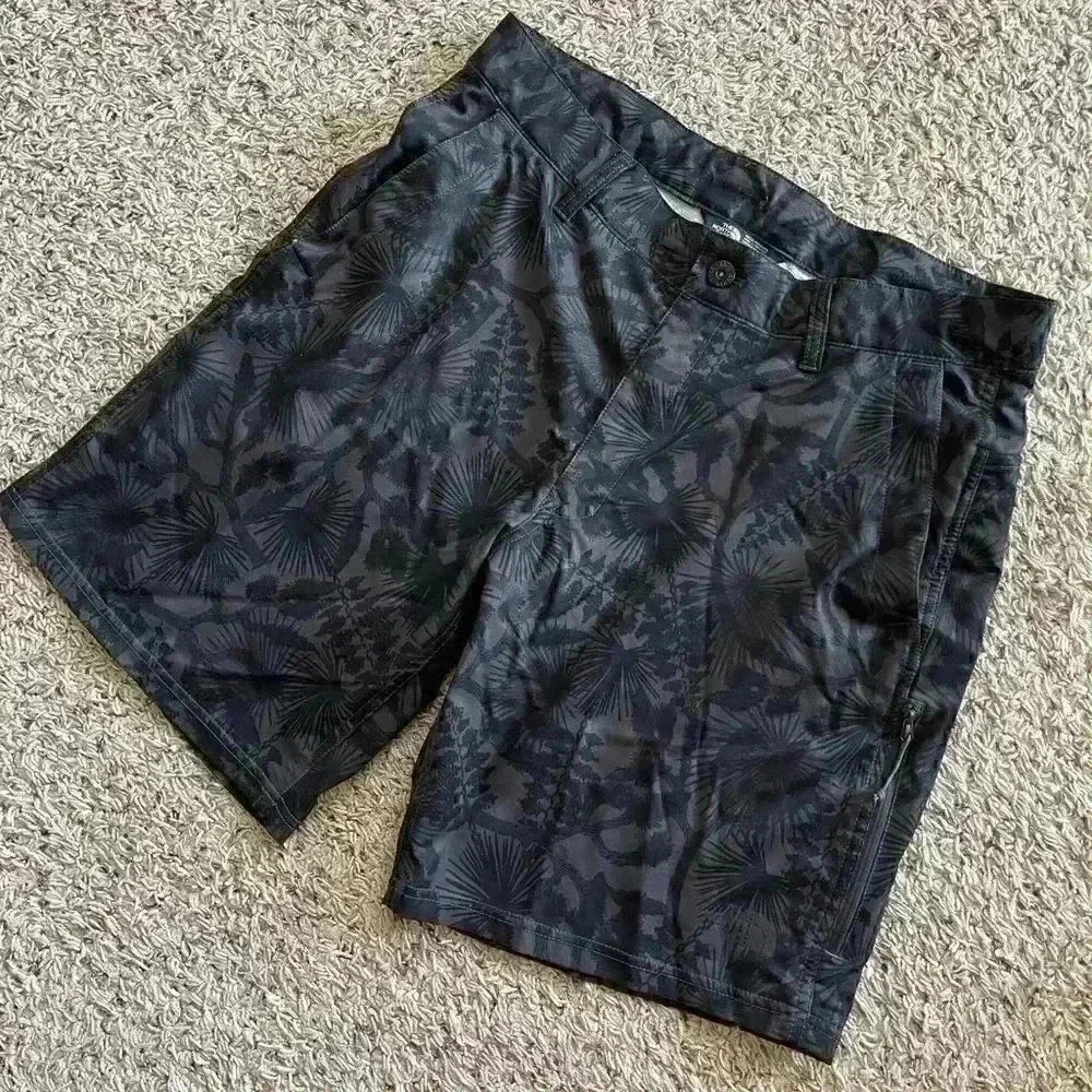 The North Face Men’s Swim-shorts - Picture 1 of 6